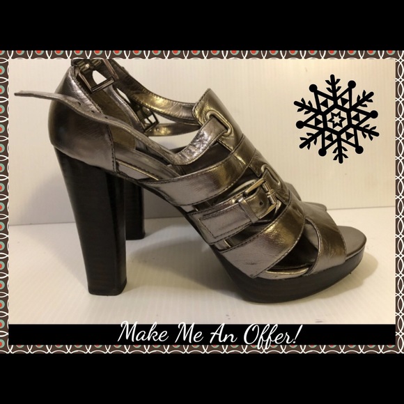 Shoes - Picture 1 of 8